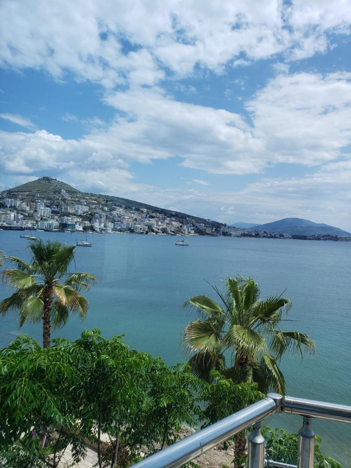 Hotel Royal Saranda Exterior photo